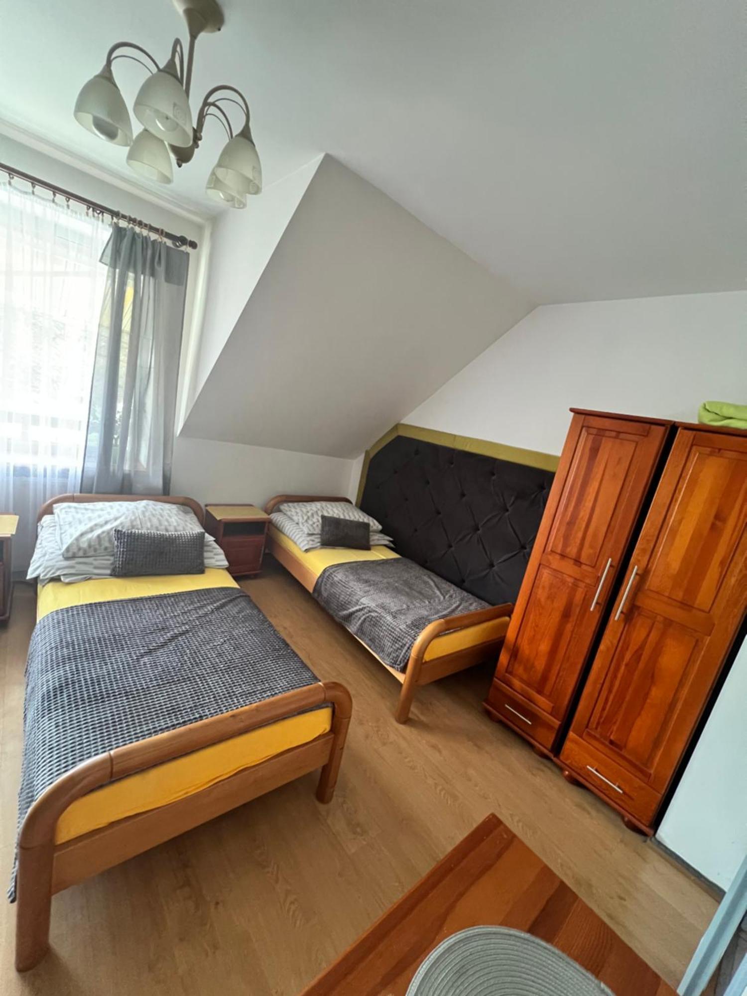 Osrodek Wypoczynku Natura W Naleczowie Exterior foto