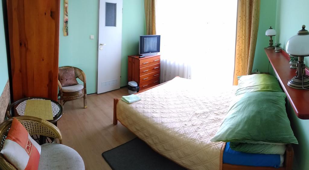 Osrodek Wypoczynku Natura W Naleczowie Exterior foto
