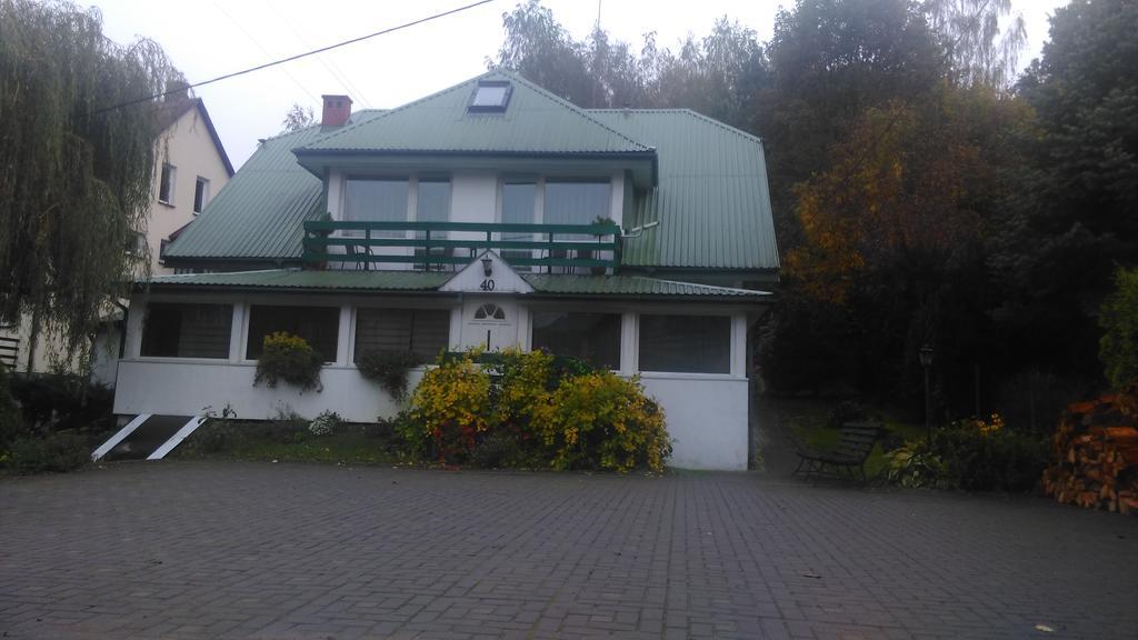 Osrodek Wypoczynku Natura W Naleczowie Exterior foto