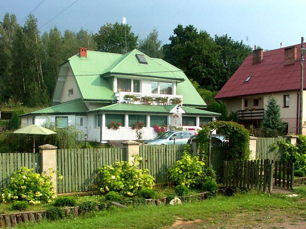 Osrodek Wypoczynku Natura W Naleczowie Exterior foto